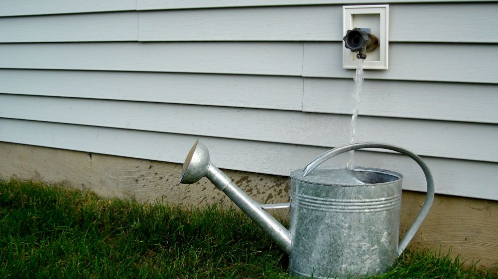 watering can