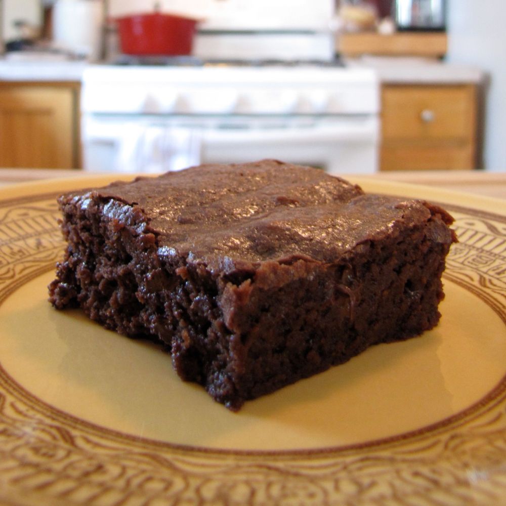 square brownie close